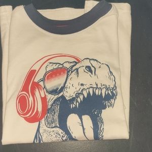 Boy tee shirt size 8